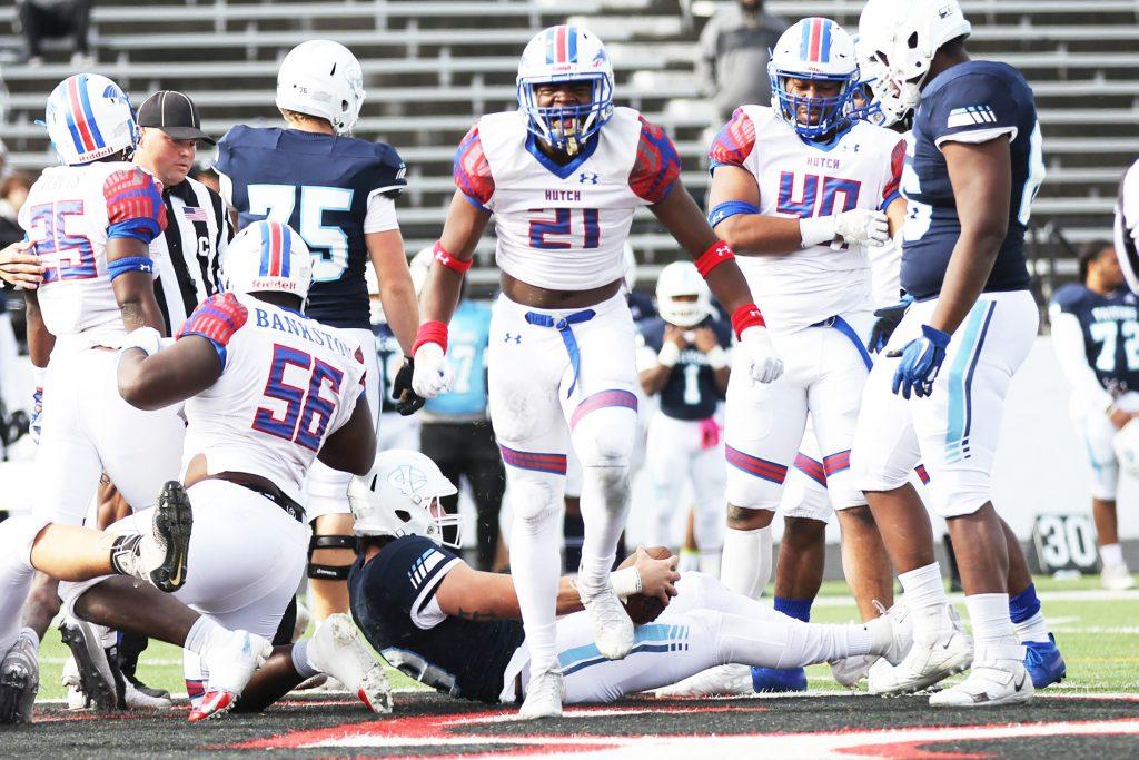 Hutch shakes off a disappointing loss to Garden City