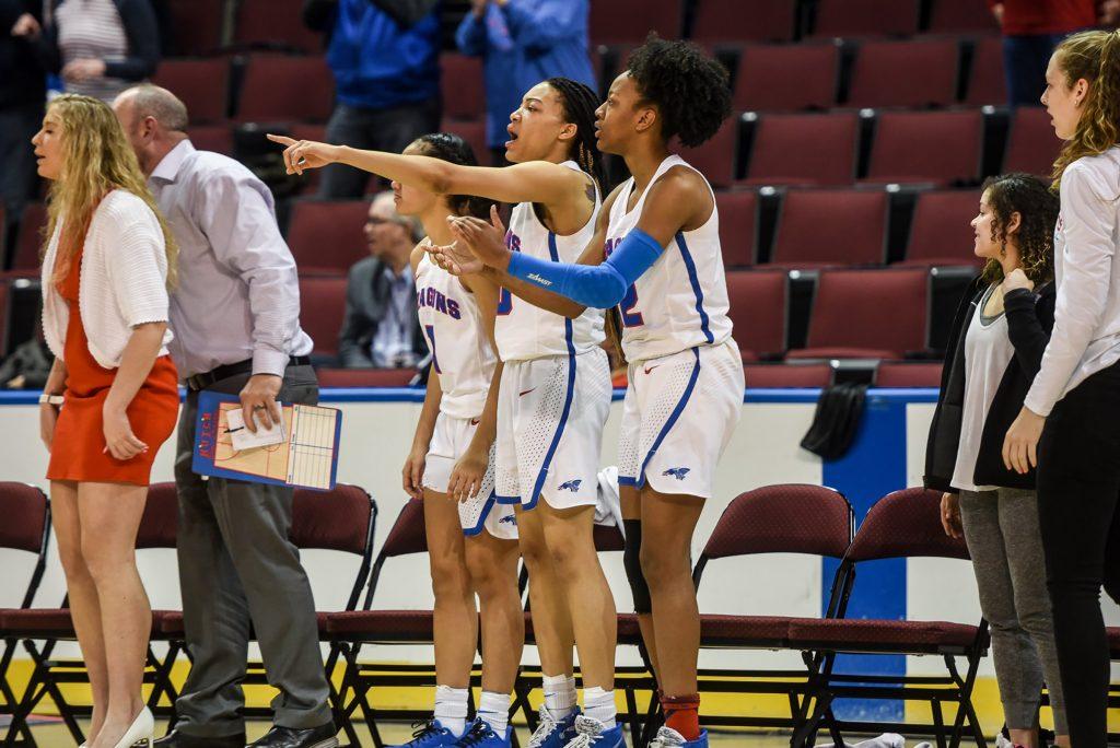 Blue Dragon women suffer heartbreaker