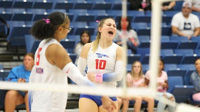 Dynamic Duo leads Blue Dragons volleyball to a sweep in Region 6 opener