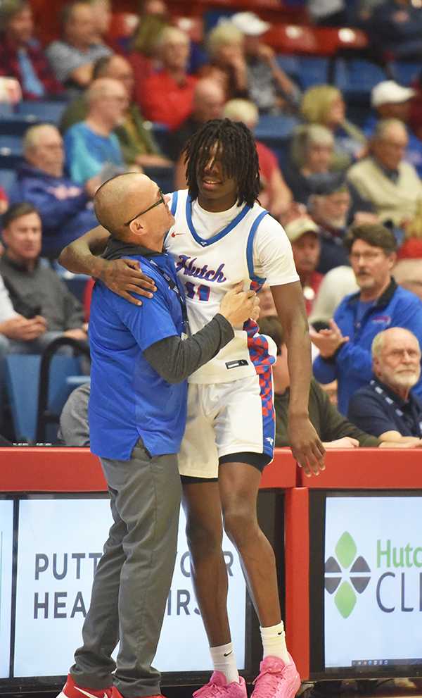 DeSalme heads home, resigns as Blue Dragon men's basketball coach